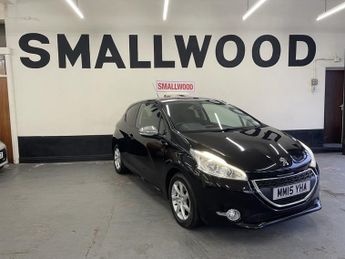 Peugeot 208 1.2 STYLE 3DR Manual