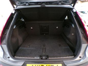 VOLVO XC40 2.0 D4 FIRST EDITION AWD 5DR Automatic