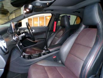 MERCEDES-BENZ GLA-CLASS 2.0 GLA250 4MATIC AMG LINE PREMIUM PLUS 5DR Semi Automatic