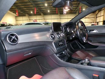 MERCEDES-BENZ GLA-CLASS 2.0 GLA250 4MATIC AMG LINE PREMIUM PLUS 5DR Semi Automatic