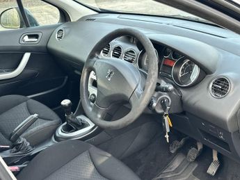 PEUGEOT 308 1.6 S HDI 5DR Manual