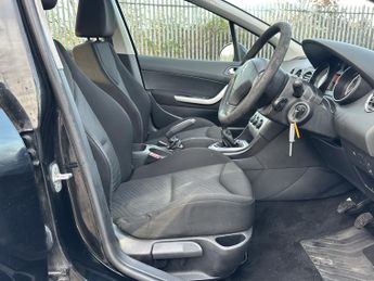 PEUGEOT 308 1.6 S HDI 5DR Manual