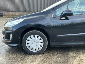 PEUGEOT 308 1.6 S HDI 5DR Manual