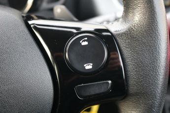 TOYOTA AYGO HATCHBACK 1.0 VVT-I X-PLAY X-SHIFT 5DR Semi Automatic