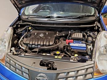 NISSAN NOTE 1.6 TEKNA 5DR Manual