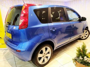 NISSAN NOTE 1.6 TEKNA 5DR Manual