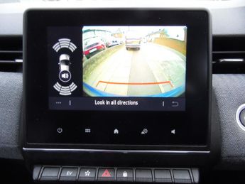 RENAULT CLIO 1.6 TECHNO E-TECH 5DR AUTOMATIC