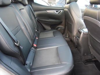 NISSAN QASHQAI 1.3 DIG-T TEKNA DCT 5DR AUTOMATIC