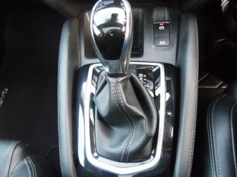NISSAN QASHQAI 1.3 DIG-T TEKNA DCT 5DR AUTOMATIC
