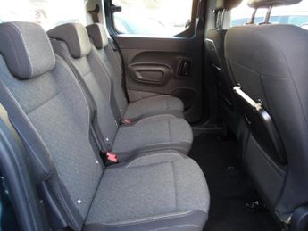 VAUXHALL COMBO LIFE DESIGN XL 5DR