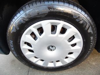 VAUXHALL COMBO LIFE DESIGN XL 5DR