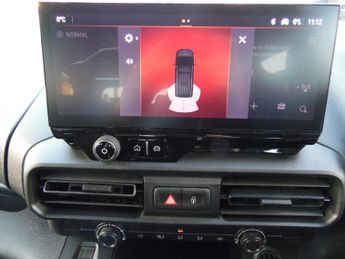 VAUXHALL COMBO LIFE DESIGN XL 5DR