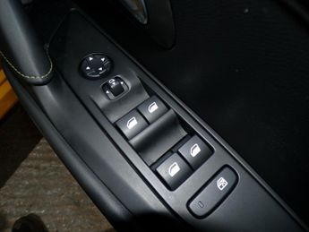 PEUGEOT 208 1.2 PURETECH GT S/S 5DR Automatic