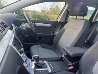 VOLKSWAGEN PASSAT Alltrack 2.0 ALLTRACK TDI BLUEMOTION TECH 4MOTION DSG 5DR Semi Automatic