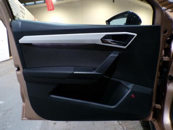 SEAT ARONA 1.0 TSI XCELLENCE LUX DSG 5DR Semi Automatic