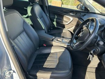 VAUXHALL INSIGNIA DIESEL HATCHBACK 2.0 TECH LINE CDTI 5DR Automatic