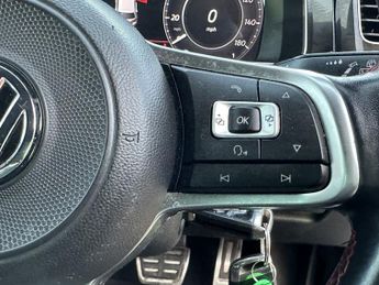 VOLKSWAGEN GOLF 2.0 GTI TSI DSG 5DR SEMI AUTOMATIC