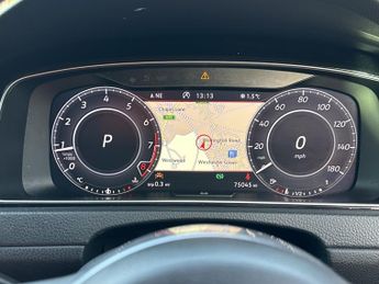 VOLKSWAGEN GOLF 2.0 GTI TSI DSG 5DR SEMI AUTOMATIC