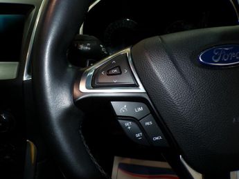 FORD EDGE 2.0 TITANIUM TDCI 5DR Automatic