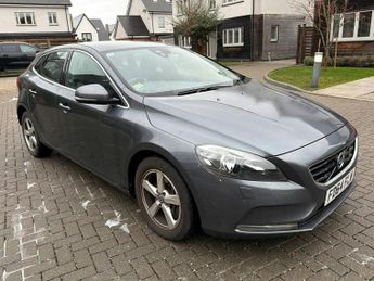 Volvo V40 2.0 D4 SE 5DR Manual