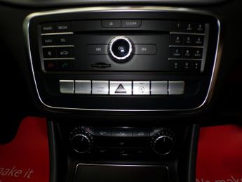 MERCEDES-BENZ GLA-CLASS 1.6 GLA 180 URBAN EDITION 5DR Automatic