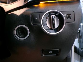 MERCEDES-BENZ B-CLASS 1.5 B180 CDI BLUEEFFICIENCY SE 5DR Automatic