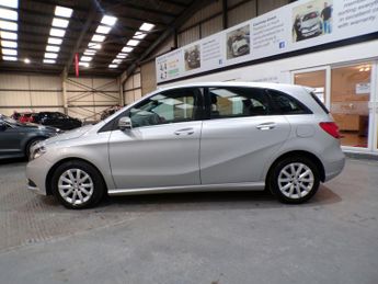 MERCEDES-BENZ B-CLASS 1.5 B180 CDI BLUEEFFICIENCY SE 5DR Automatic