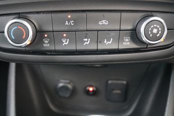 VAUXHALL CROSSLAND X HATCHBACK 1.2 GRIFFIN 5DR Automatic