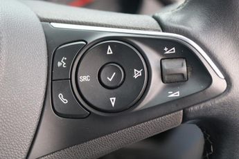 VAUXHALL CROSSLAND X HATCHBACK 1.2 GRIFFIN 5DR Automatic