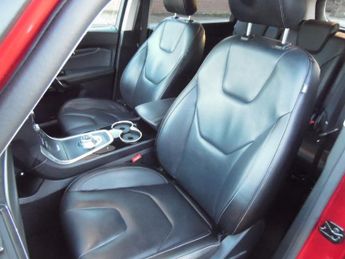 FORD S-MAX 2.5 TITANIUM 5DR CVT