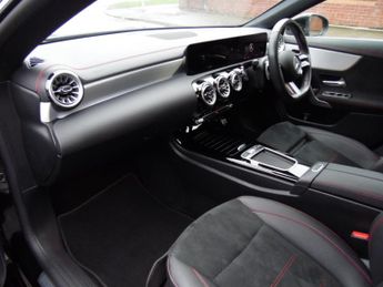 MERCEDES-BENZ CLA 1.3 CLA 200 AMG LINE EXECUTIVE 4DR AUTOMATIC