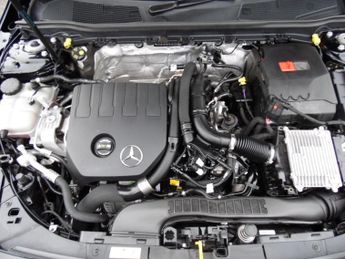 MERCEDES-BENZ CLA 1.3 CLA 200 AMG LINE EXECUTIVE 4DR AUTOMATIC