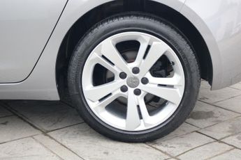 PEUGEOT 308 HATCHBACK 1.2 PURETECH S/S ALLURE 5DR Automatic