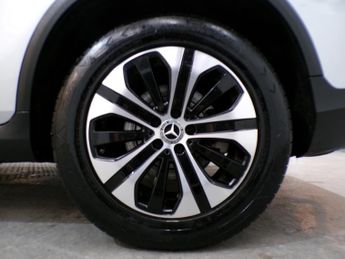 MERCEDES-BENZ GLC-CLASS 2.0 GLC 220 D 4MATIC SPORT 5DR Automatic