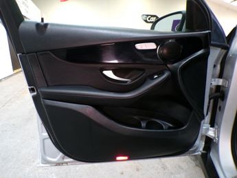 MERCEDES-BENZ GLC-CLASS 2.0 GLC 220 D 4MATIC SPORT 5DR Automatic