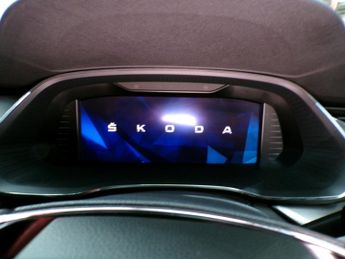 SKODA OCTAVIA 1.0 SE TECHNOLOGY TSI DSG 5DR Semi Automatic