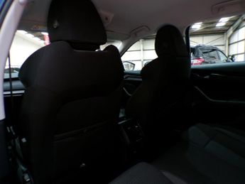 SKODA OCTAVIA 1.0 SE TECHNOLOGY TSI DSG 5DR Semi Automatic