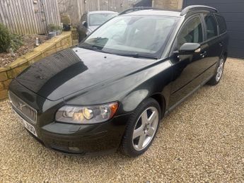 VOLVO V50 2.0 D SE 5DR Manual