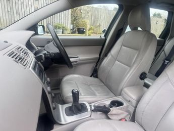 VOLVO V50 2.0 D SE 5DR Manual
