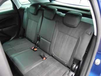 VAUXHALL CROSSLAND 1.2 ULTIMATE 5DR AUTOMATIC
