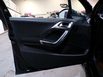 PEUGEOT 2008 1.6 E-HDI ALLURE FAP 5DR Semi Automatic