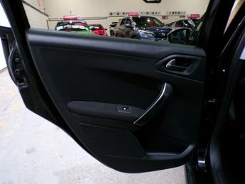 PEUGEOT 2008 1.6 E-HDI ALLURE FAP 5DR Semi Automatic