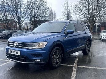 Volkswagen Tiguan 2.0 SE NAV TDI 4MOTION DSG 5DR SEMI AUTOMATIC