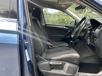 VOLKSWAGEN TIGUAN ALLSPACE 2.0 SE NAV TDI 4MOTION DSG 5DR SEMI AUTOMATIC
