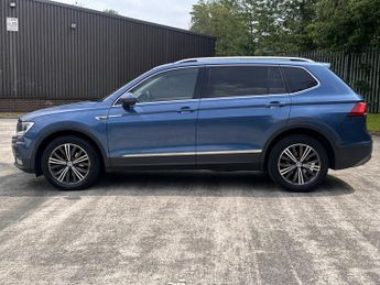 VOLKSWAGEN TIGUAN ALLSPACE 2.0 SE NAV TDI 4MOTION DSG 5DR SEMI AUTOMATIC