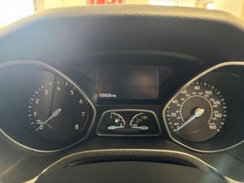 FORD FOCUS 1.5 ZETEC S 5DR