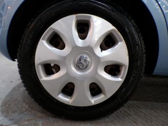 VAUXHALL CORSA 1.2 DESIGN AC CDTI ECOFLEX S/S 5DR Manual