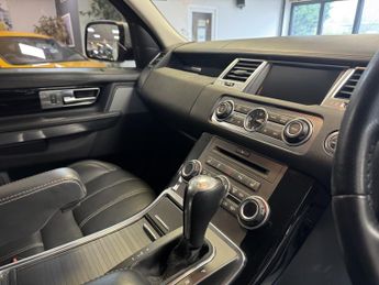 LAND ROVER RANGE ROVER SPORT 3.0 TDV6 HSE 5DR Automatic