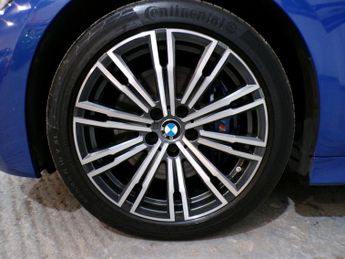 BMW 3 SERIES 3.0 330D M SPORT 4DR Automatic