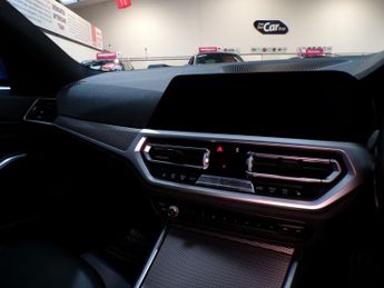 BMW 3 SERIES 3.0 330D M SPORT 4DR Automatic